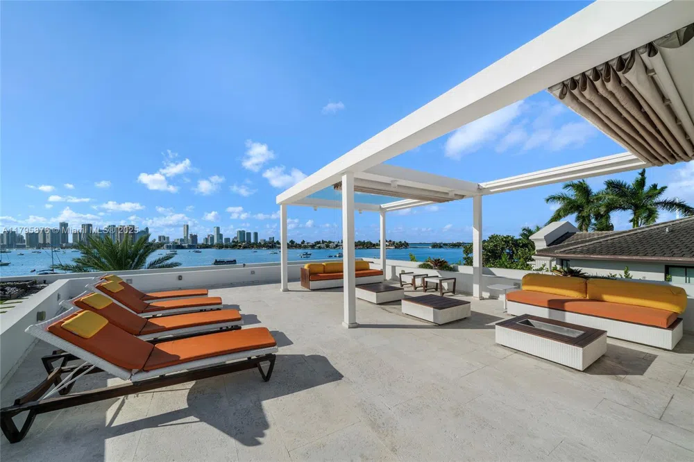 441 Hibiscus Dr Miami Beach, FL 33139