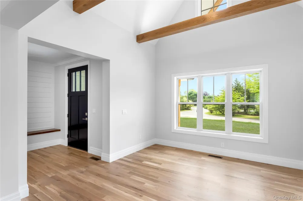 33 Lagoon Court South Jamesport, NY 11901
