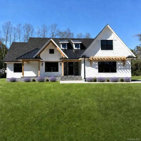 33 Lagoon Court