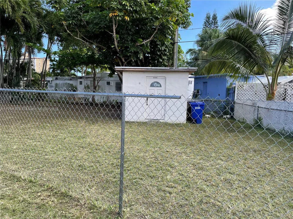 2244 NE 136th St North Miami Beach, FL 33181