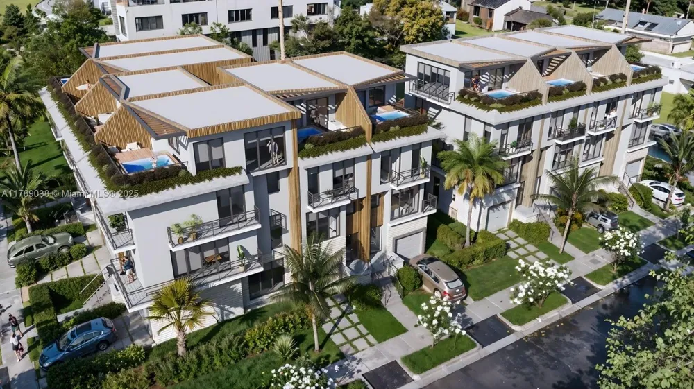 1425 Bay Rd Miami Beach, FL 33139