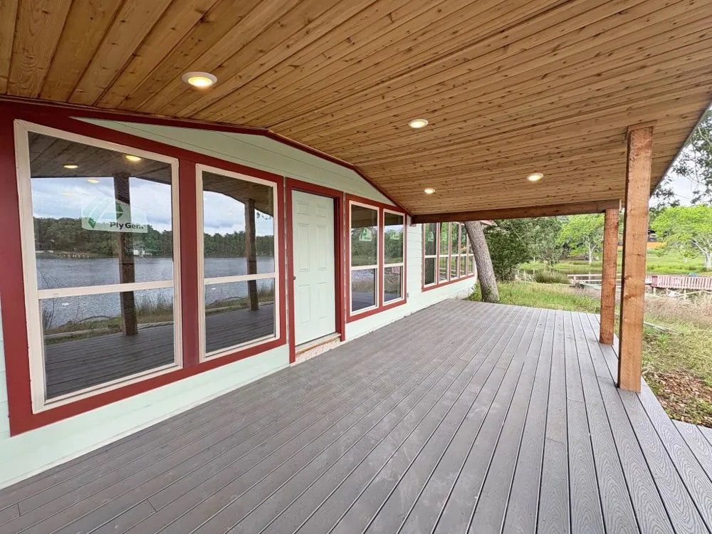 106 Caddo Smithville, TX 78957