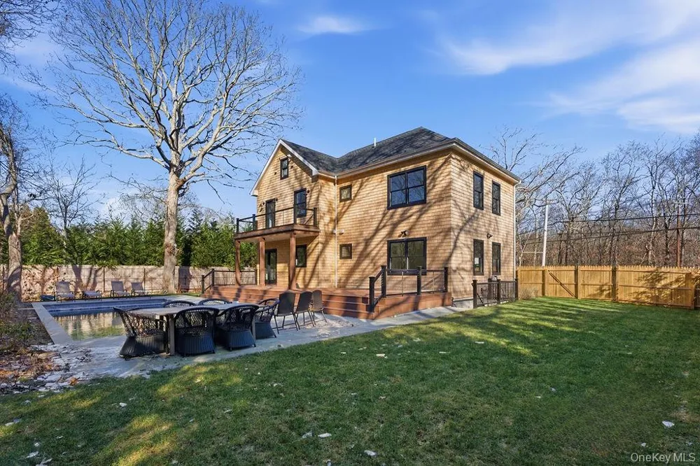 768 Bridgehampton Sag Harbor Bridgehampton, NY 11932