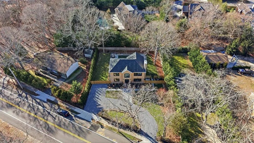 768 Bridgehampton Sag Harbor Bridgehampton, NY 11932