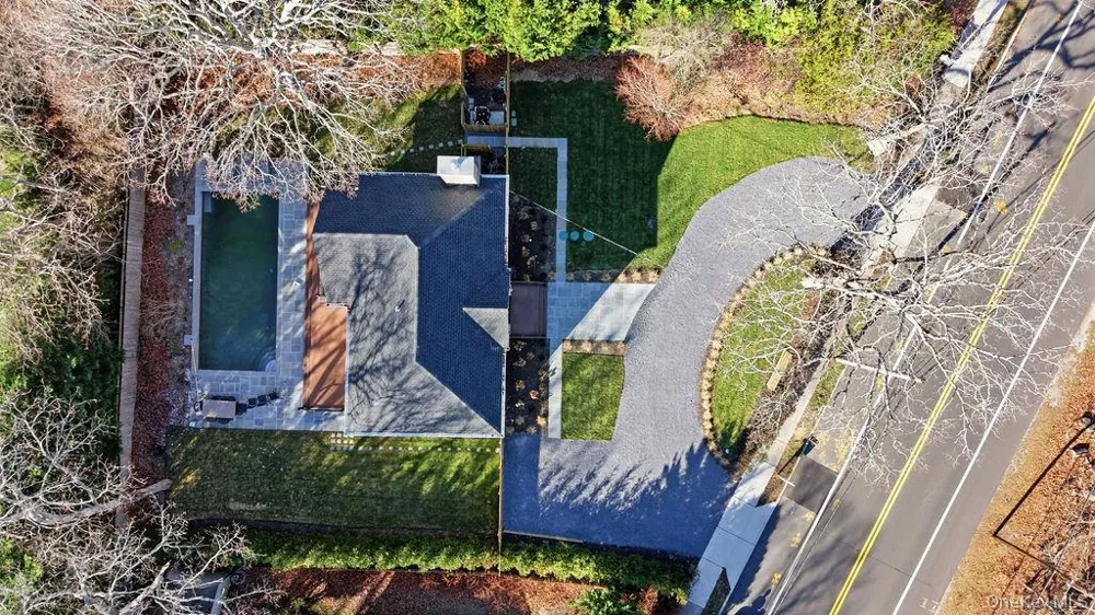 768 Bridgehampton Sag Harbor Bridgehampton, NY 11932
