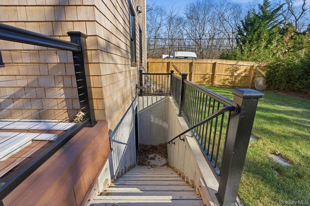 768 Bridgehampton Sag Harbor Bridgehampton, NY 11932