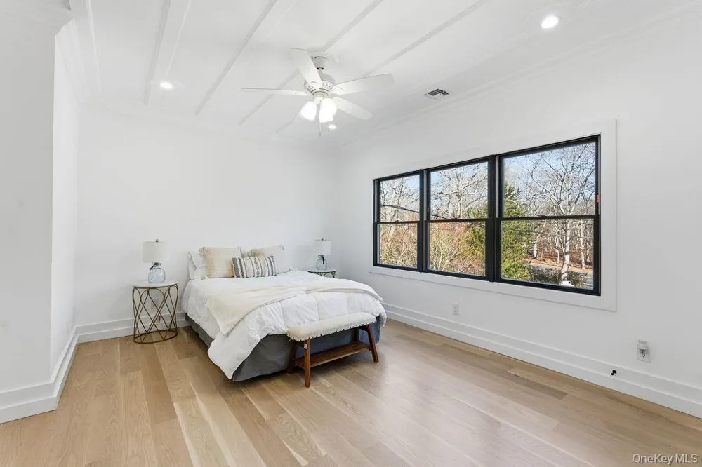 768 Bridgehampton Sag Harbor Bridgehampton, NY 11932