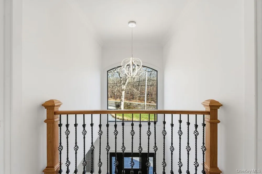 768 Bridgehampton Sag Harbor Bridgehampton, NY 11932