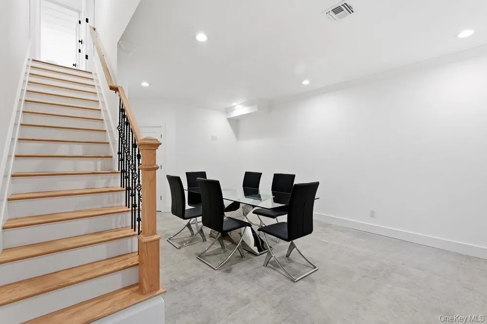 768 Bridgehampton Sag Harbor Bridgehampton, NY 11932