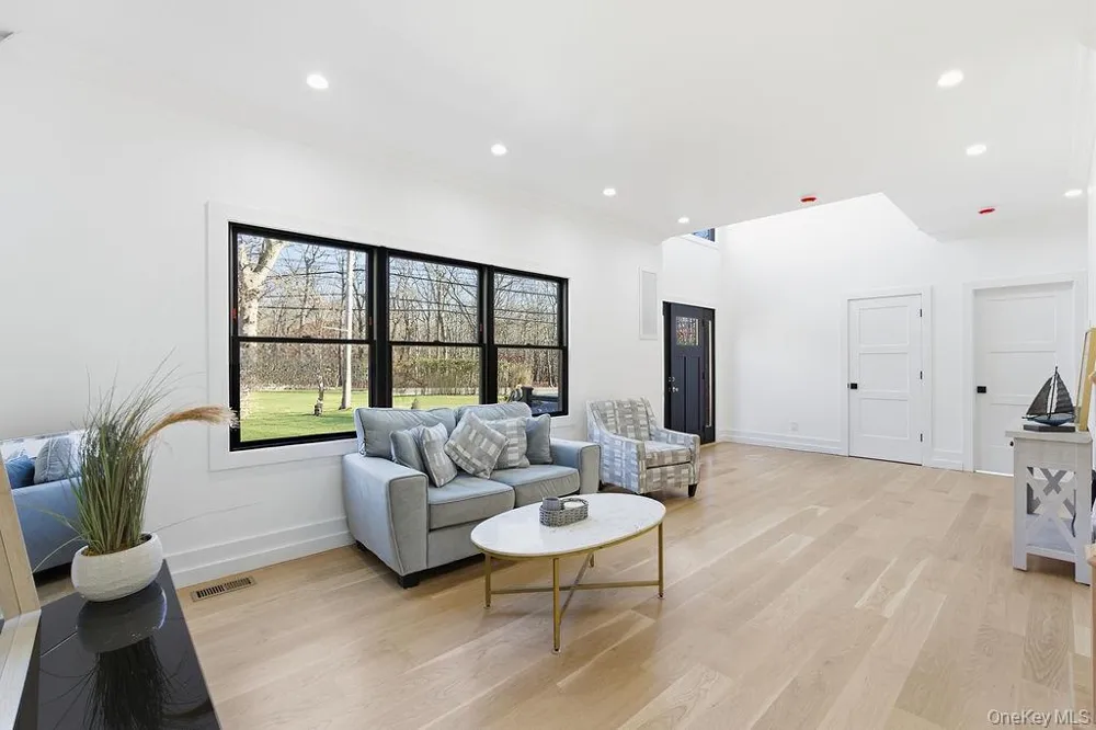 768 Bridgehampton Sag Harbor Bridgehampton, NY 11932