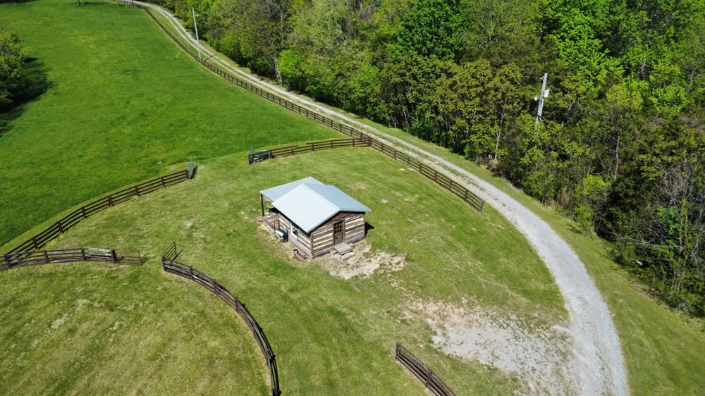 448 Dean Acre Ln Liberty, TN 37095