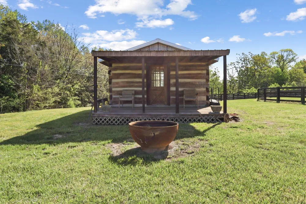448 Dean Acre Ln Liberty, TN 37095
