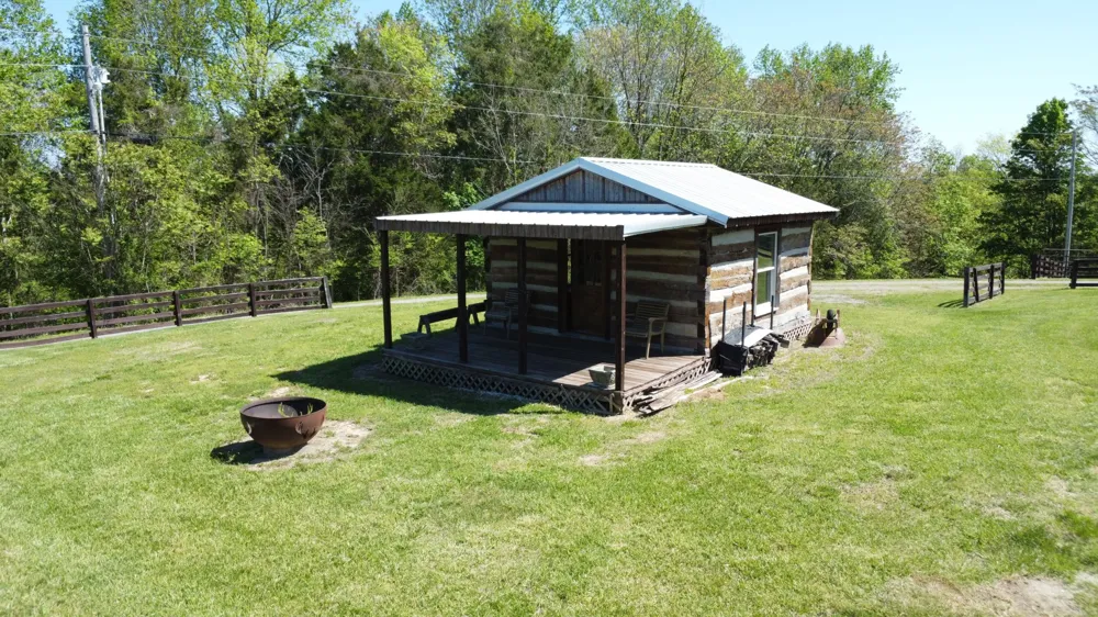 448 Dean Acre Ln Liberty, TN 37095
