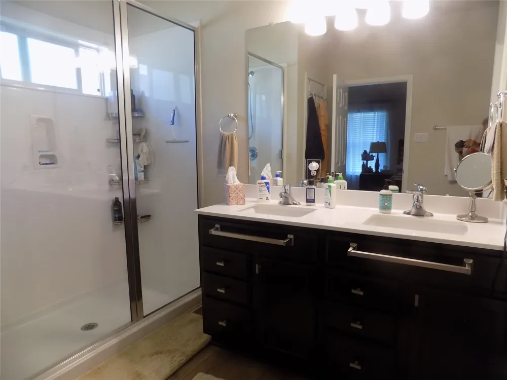 124 Rearden Boulevard Jarrell, TX 76537