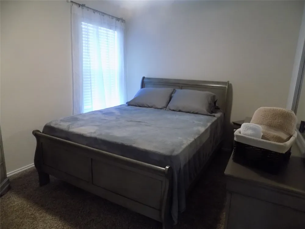 124 Rearden Boulevard Jarrell, TX 76537