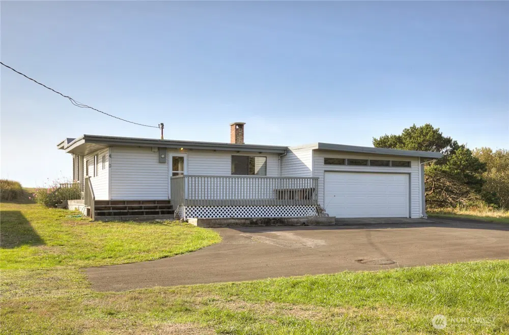 420 W Lough Lane Westport, WA 98595