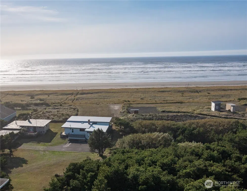 420 W Lough Lane Westport, WA 98595