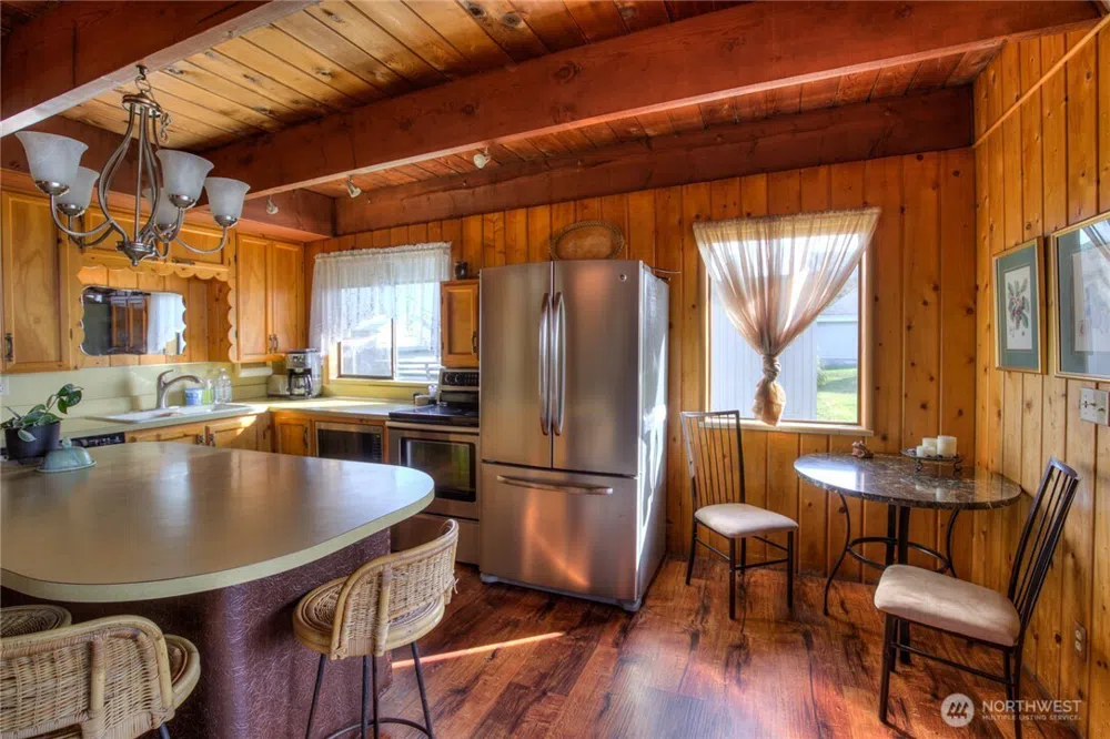 420 W Lough Lane Westport, WA 98595