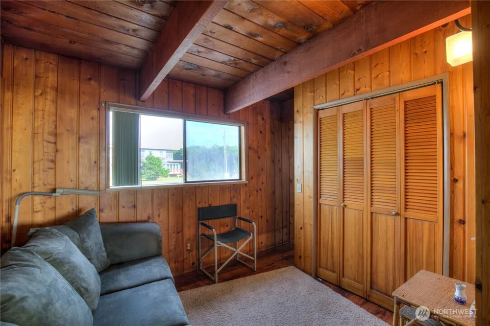 420 W Lough Lane Westport, WA 98595