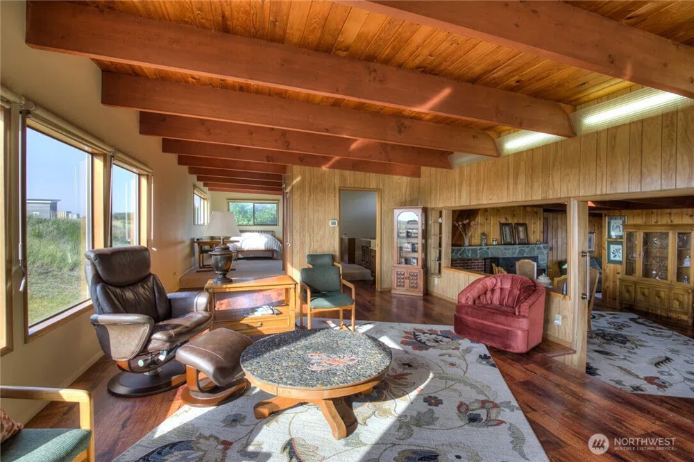 420 W Lough Lane Westport, WA 98595