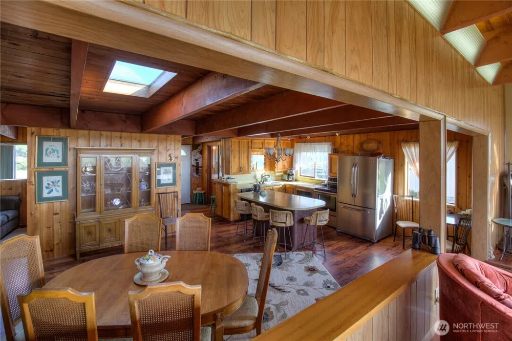 420 W Lough Lane Westport, WA 98595