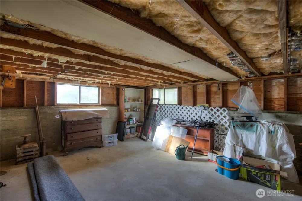 420 W Lough Lane Westport, WA 98595