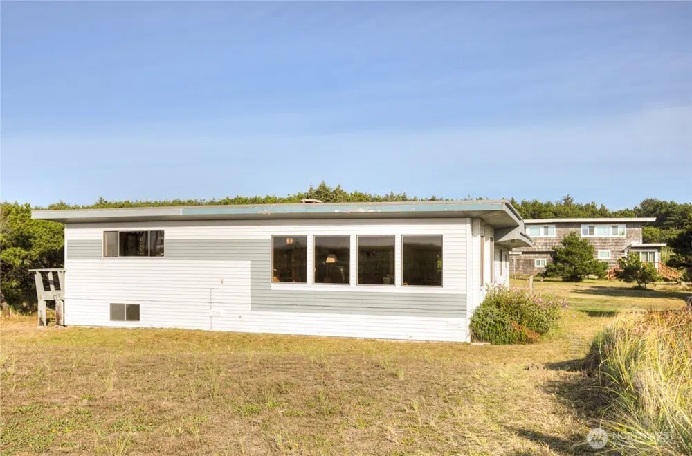 420 W Lough Lane Westport, WA 98595