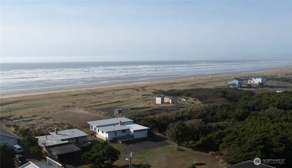 420 W Lough Lane Westport, WA 98595