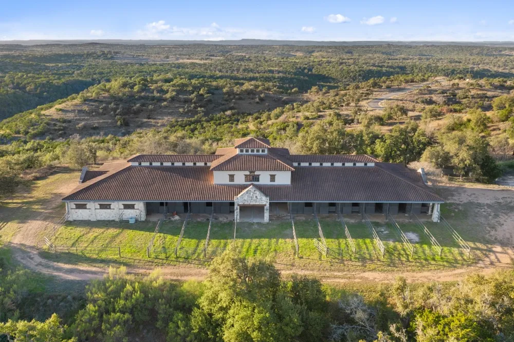 18700 Moreh Peak Pass Austin, TX 78738