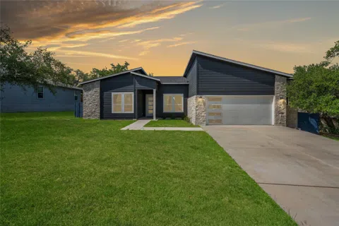 21811 Oxford Drive