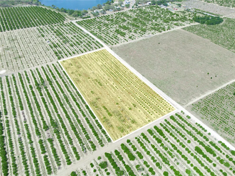 GILBERT ROAD Lake Wales, FL 33898