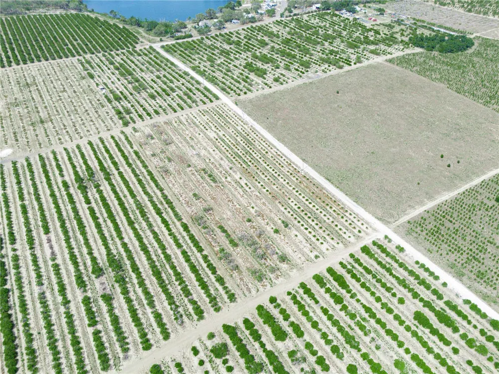 GILBERT ROAD Lake Wales, FL 33898