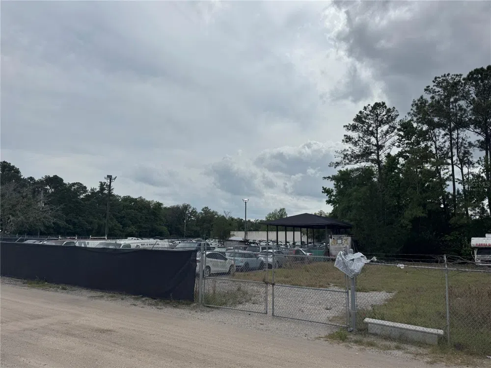 5515/5517 SHAD ROAD Jacksonville, FL 32257