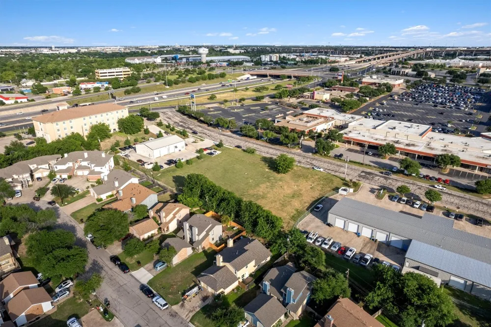 330 Old West Drive Round Rock, TX 78681