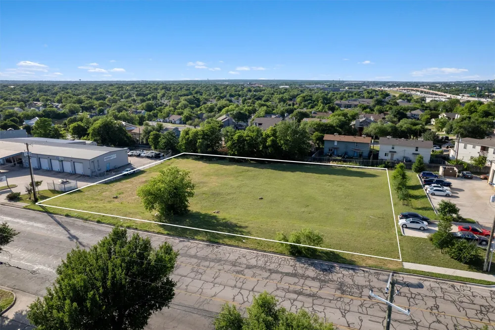 330 Old West Drive Round Rock, TX 78681