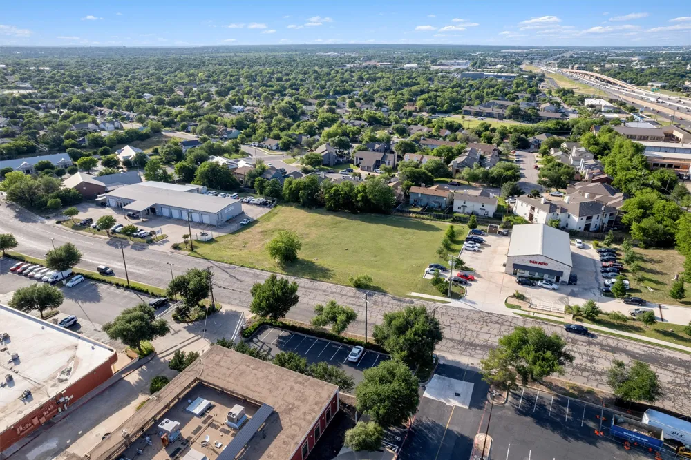 330 Old West Drive Round Rock, TX 78681