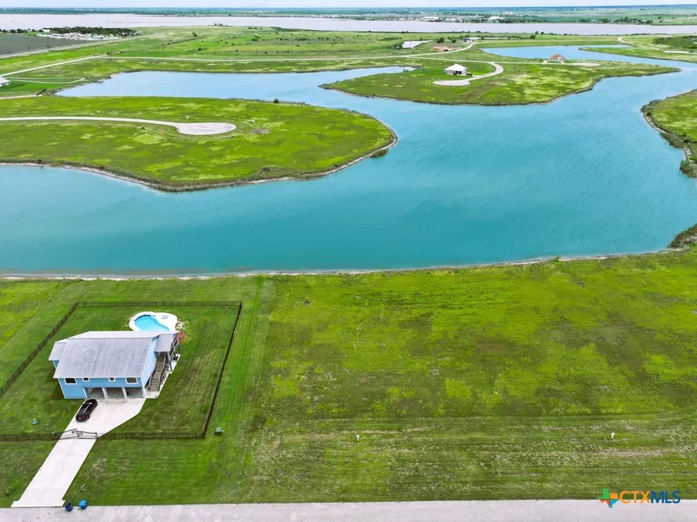 36 Redfish Retreat Drive Port Lavaca, TX 77979