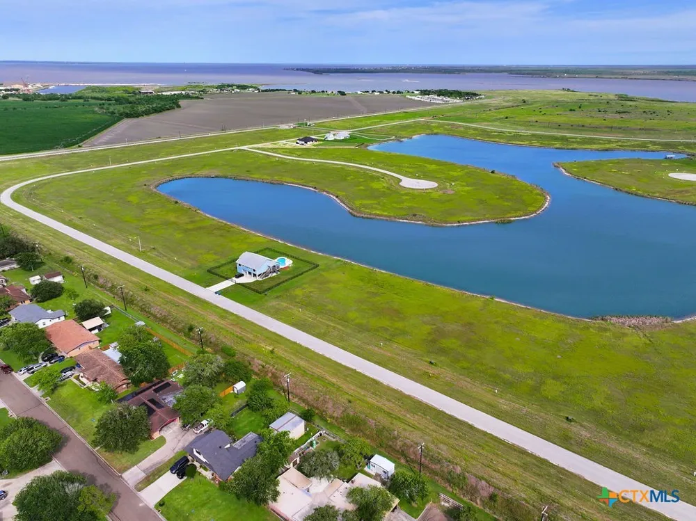 36 Redfish Retreat Drive Port Lavaca, TX 77979
