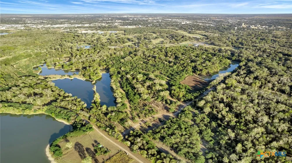 Smith Road Victoria, TX 77905