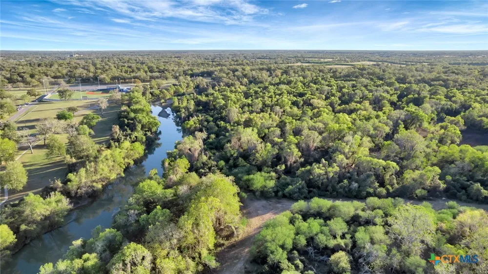 Smith Road Victoria, TX 77905