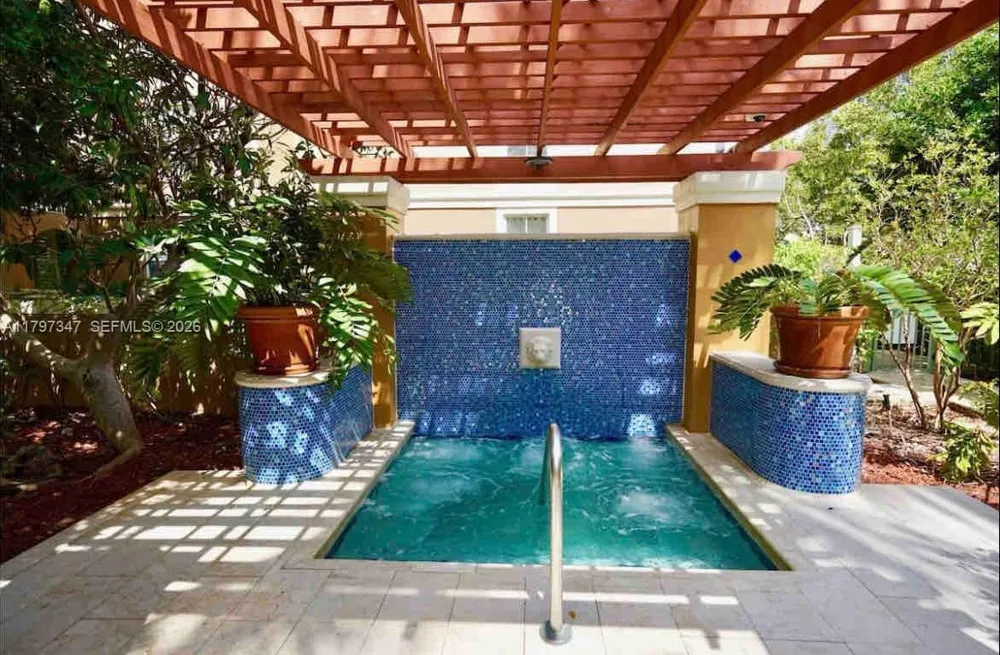 19701 E Country Club Dr #5108 Aventura, FL 33180