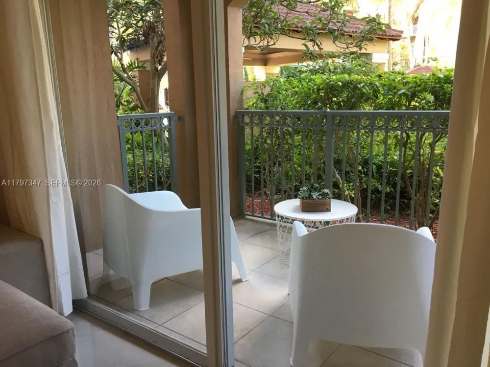 19701 E Country Club Dr #5108 Aventura, FL 33180
