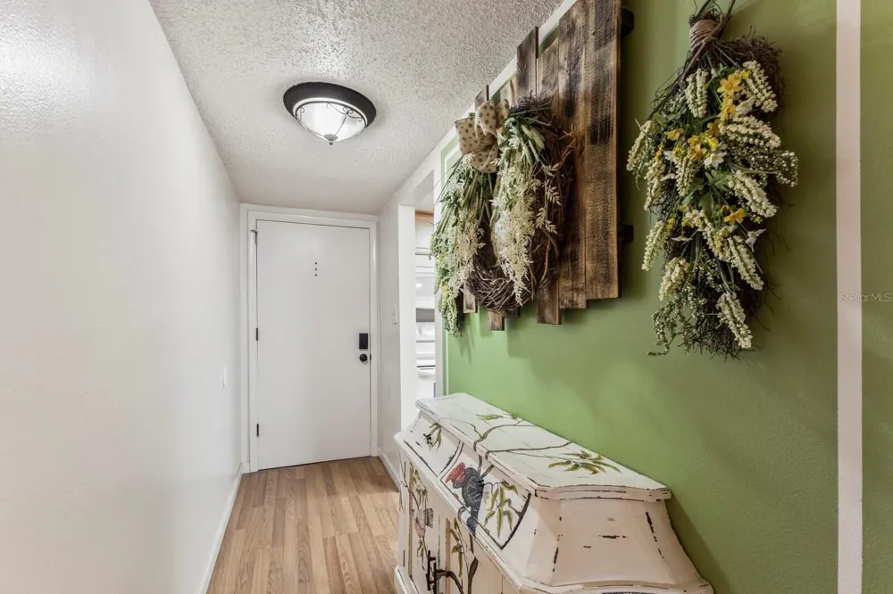 4015 LAKE BAYSHORE DRIVE #108 Bradenton, FL 34205