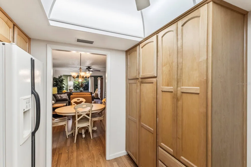4015 LAKE BAYSHORE DRIVE #108 Bradenton, FL 34205