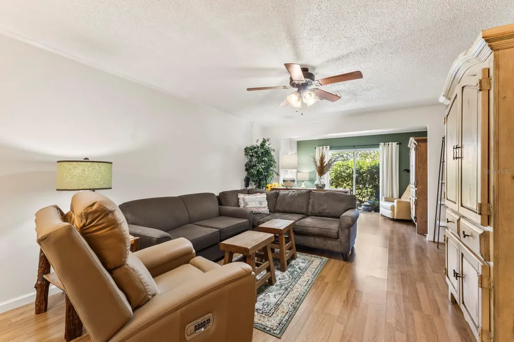 4015 LAKE BAYSHORE DRIVE #108 Bradenton, FL 34205