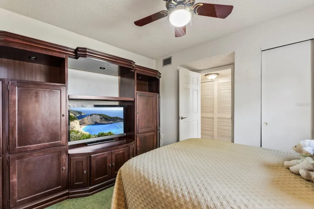 4015 LAKE BAYSHORE DRIVE #108 Bradenton, FL 34205