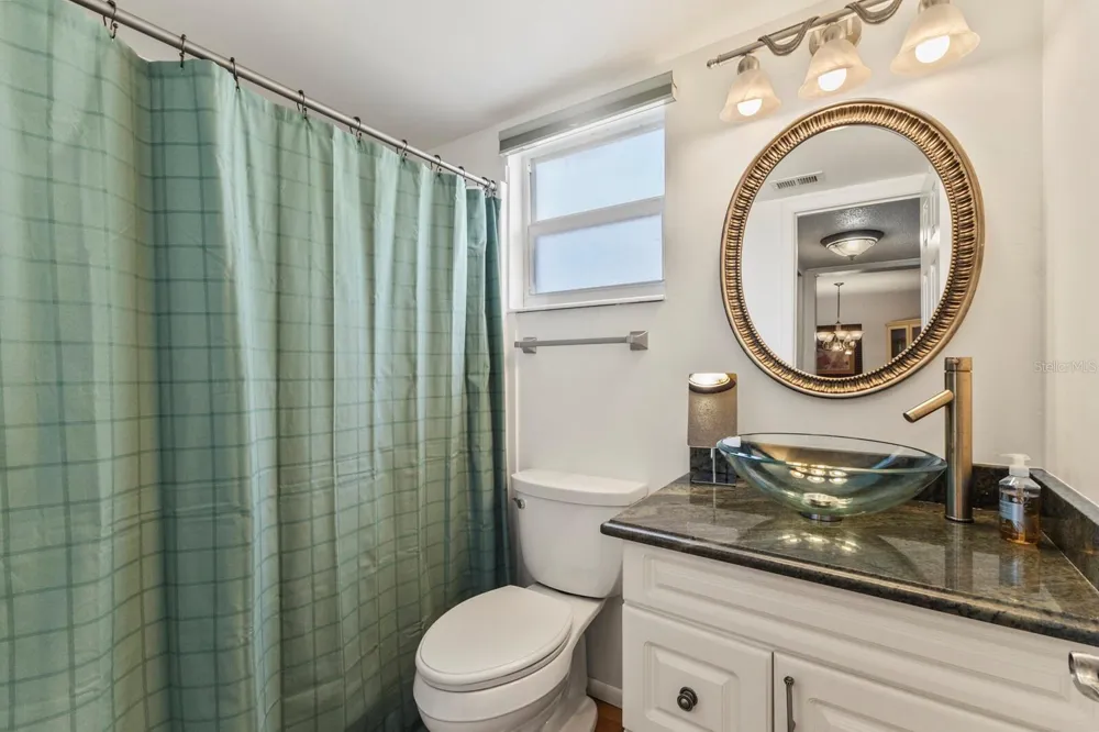 4015 LAKE BAYSHORE DRIVE #108 Bradenton, FL 34205