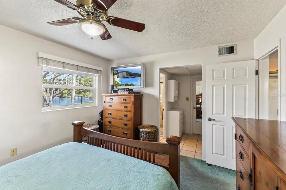 4015 LAKE BAYSHORE DRIVE #108 Bradenton, FL 34205