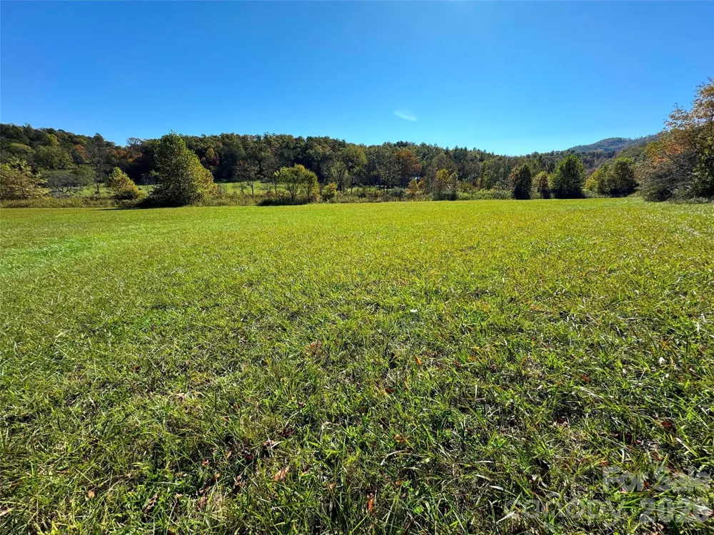 4136 Rose Creek Road Franklin, NC 28734