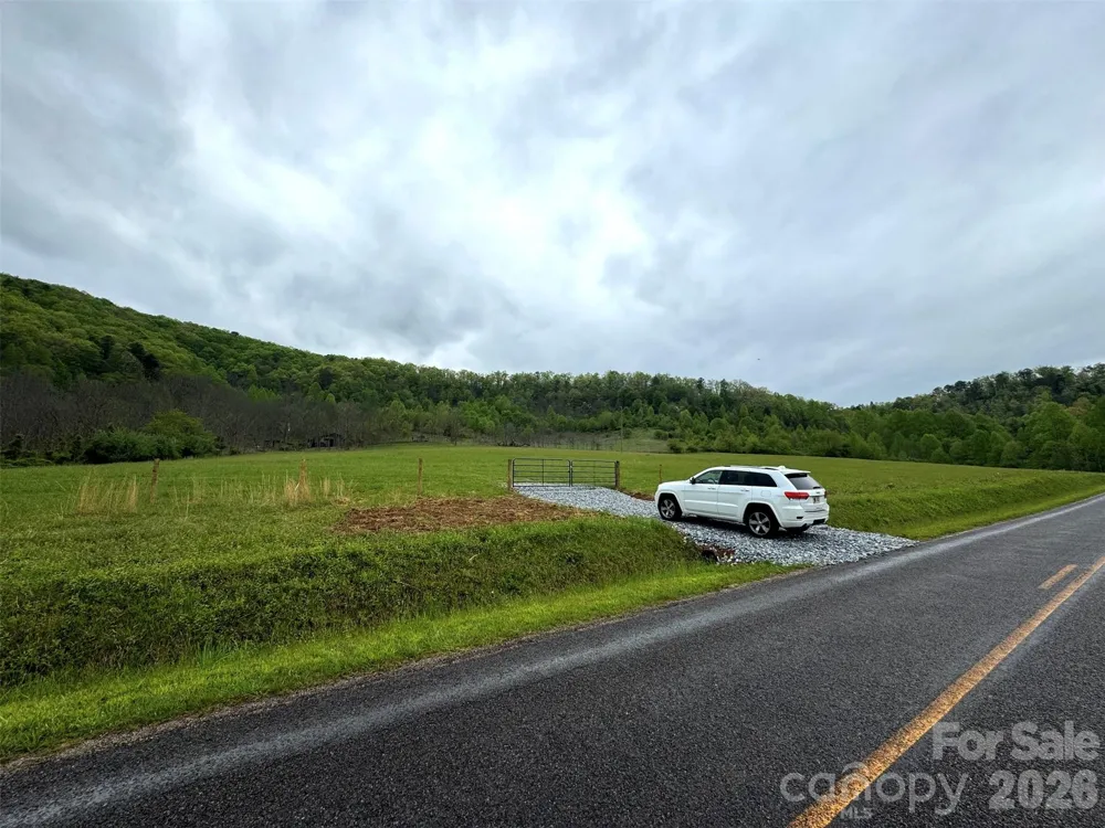 4136 Rose Creek Road Franklin, NC 28734